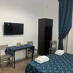 Bed & Breakfast Ines Downtown 4*