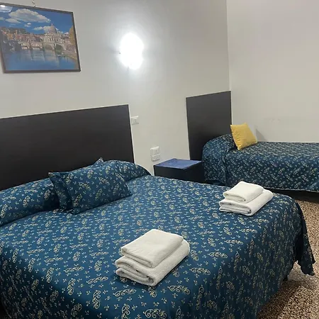 Ines Downtown 4*