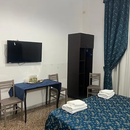 Bed & Breakfast Ines Downtown 3*